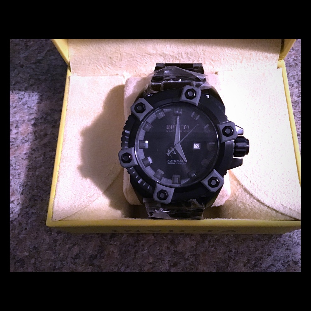 Men Invicta watch